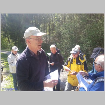 20140415_twi-wanderung_brueten_pfungen-20140415_142205-small.jpg